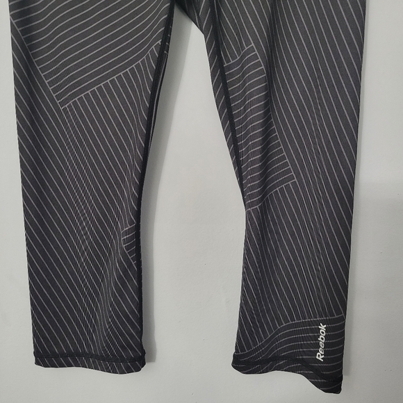 Reebok Asymmetrical Striped Cropped Athletic Leggings - Picture 5 of 10